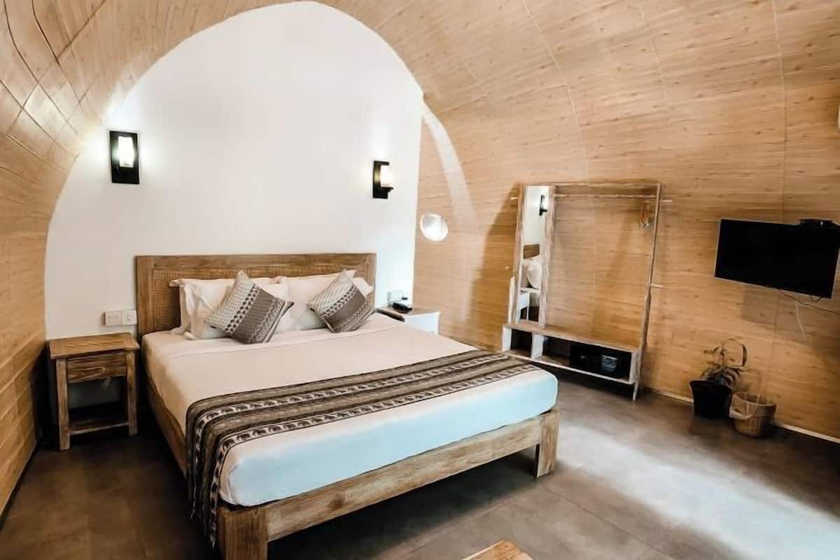 1 bedroom, minibar, in-room safe, desk