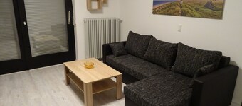 Vacation home Deichdiamant, quietly located directly at the harbor behind the dike