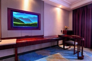 Room - Boyi Hotel (Mulei)