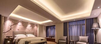 Yijiangdong Boutique Hotel.