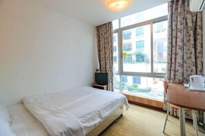 Room - Makeboat Hotel (Zhuhai Lovers Road Riyuebei Branch) (Zhuhai)