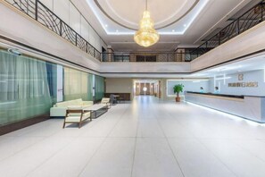 Bar-salon dans le hall