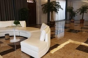 Unclassified image, 4 of 52, button - Lan Tian Business Hotel (Wuyang)