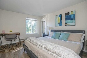 1 habitación, tabla de planchar con plancha, wifi y ropa de cama 