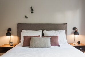 2 Schlafzimmer, Schreibtisch, Bügeleisen/Bügelbrett, kostenloses WLAN