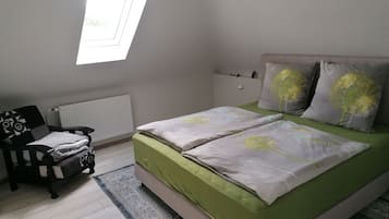 1 slaapkamer, een bureau, gratis wifi, beddengoed