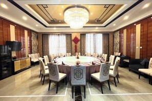 Unclassified image, 5 of 44, button - Xikelai Hotel (Qingdao)