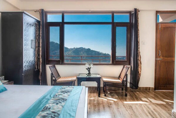 Free WiFi, bed sheets - Goroomgo Shimla Nature Ville (Shimla)