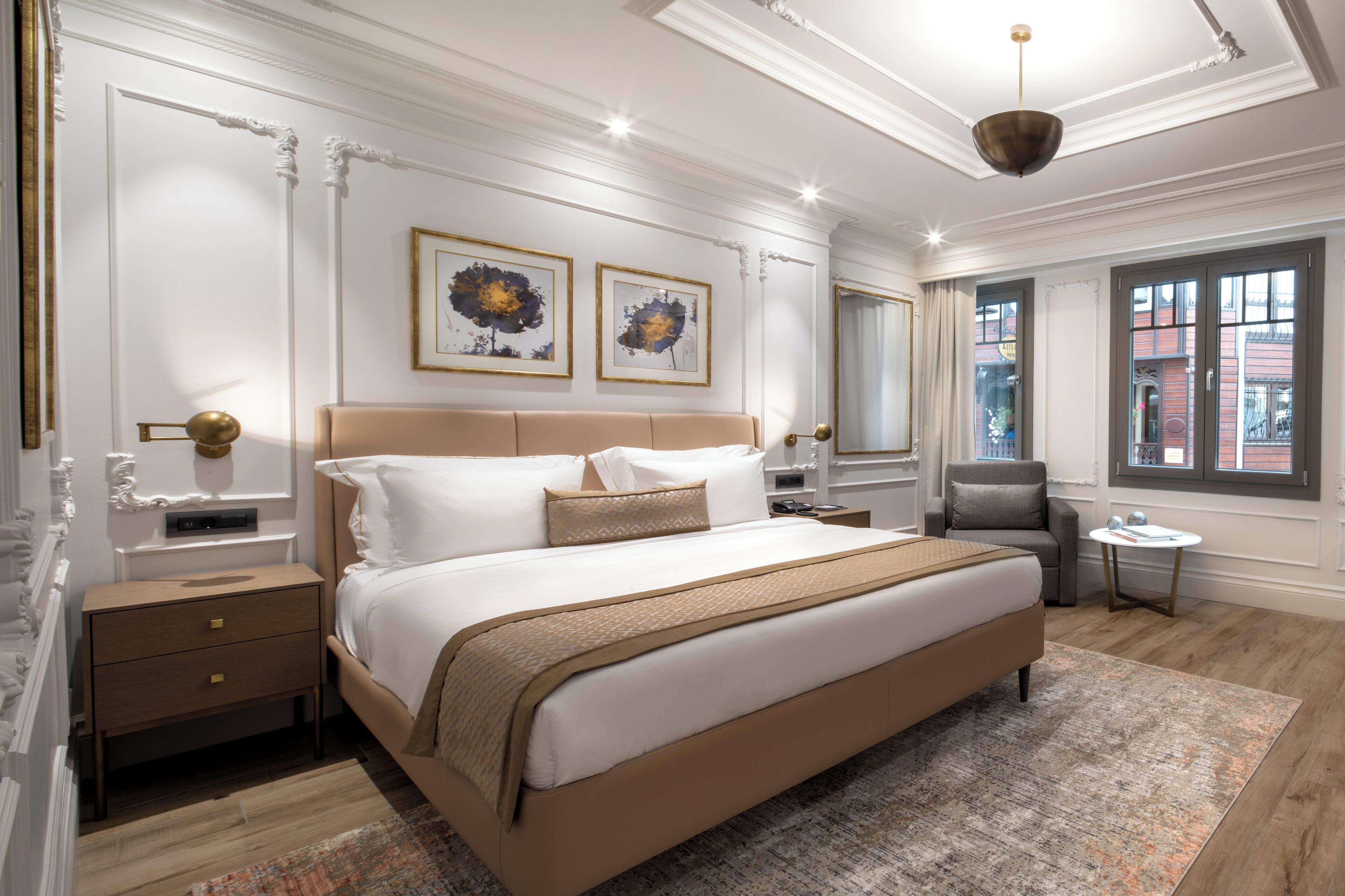 Premium bedding, minibar, in-room safe, desk