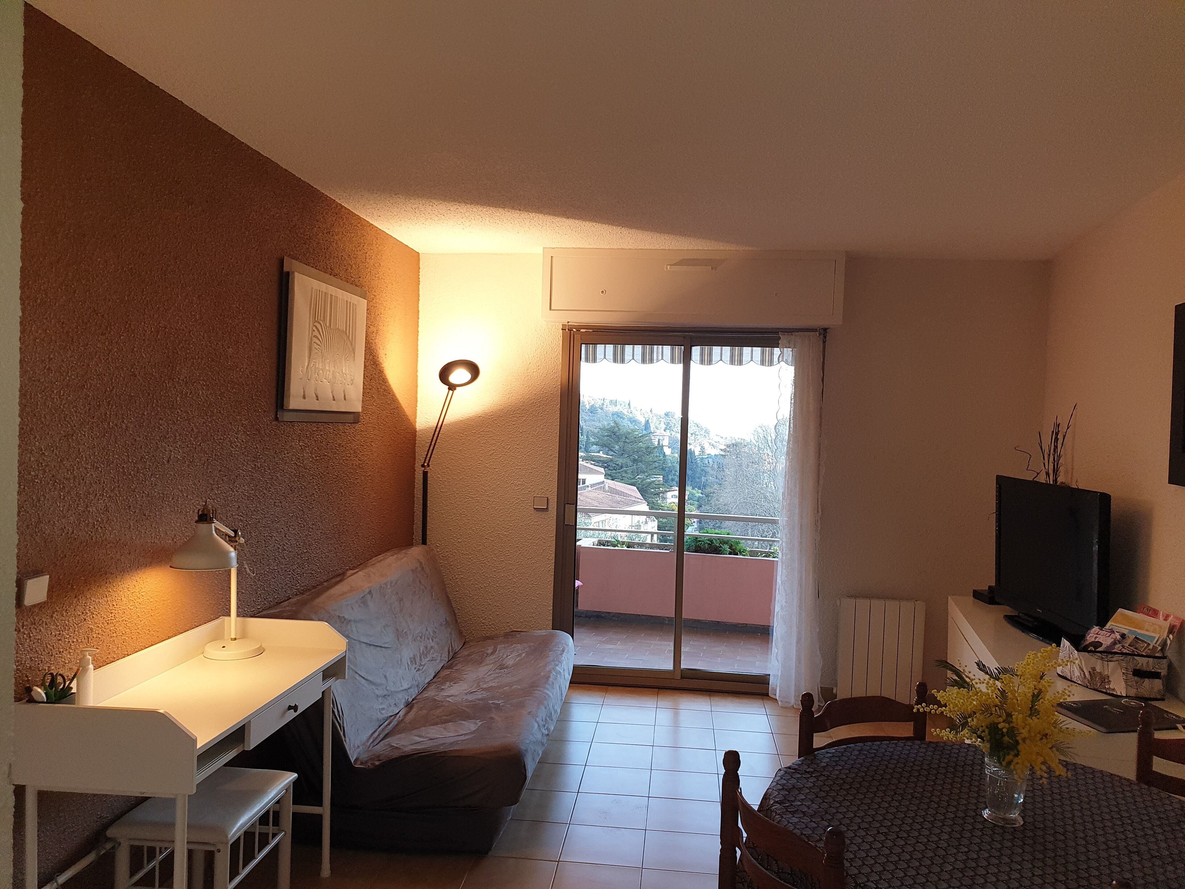 Superb T2 apartment in residence with swimming pool