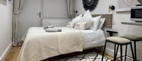 1 Schlafzimmer, kostenloses WLAN, Bettwäsche