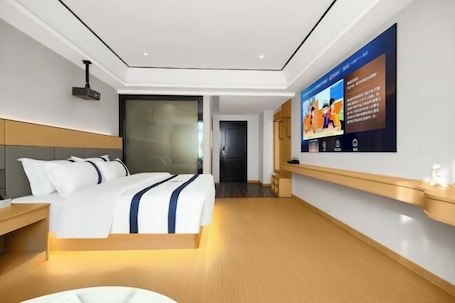 Room. Fu Xuan Hotel