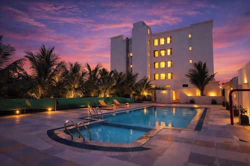 Daksh The Madhuvan Suites Dwarka