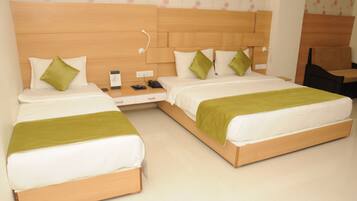 家庭房 | 埃及棉床单、高档床上用品、免费 WiFi、床单