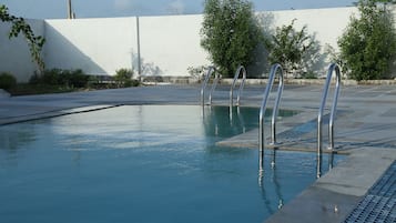 Indendørs pool