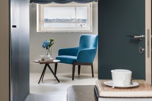 Standard Suite | Living area