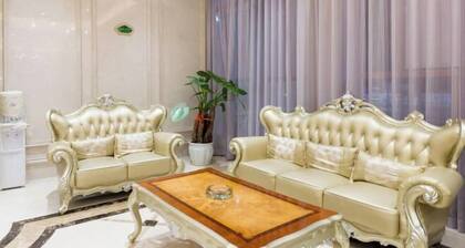 Vienna Hotel (Nanchang County Chengbi Lake)