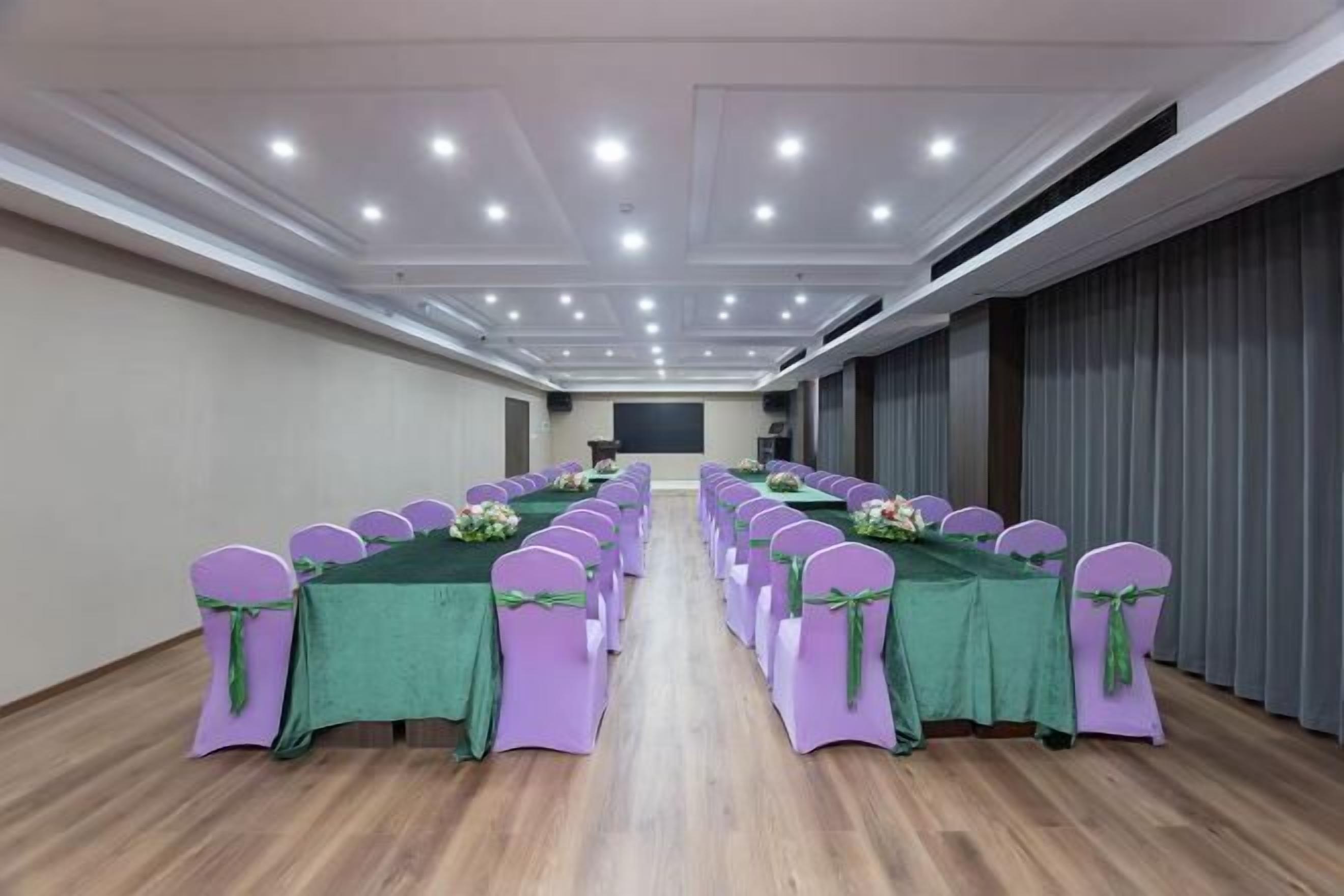 قاعة الولائم والاحتفالات