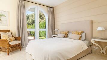 3 habitaciones, tabla de planchar con plancha y wifi gratis