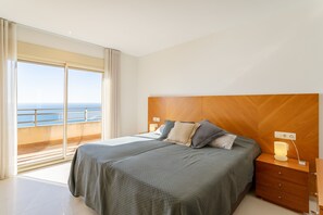 5 chambres, fer et planche à repasser, accès au Wi-Fi (inclus)