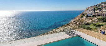 First Line Villa Mina with Spectacular Views, Pool & Wi-Fi