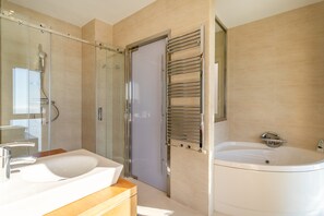 تجهيزات دش، مناشف