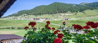 Appartement "Rieglhof Hennennest" avec vue sur les montagnes, jardin et Wi-Fi