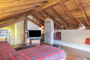 5 camere, ferro/asse da stiro, Wi-Fi gratuito, lenzuola