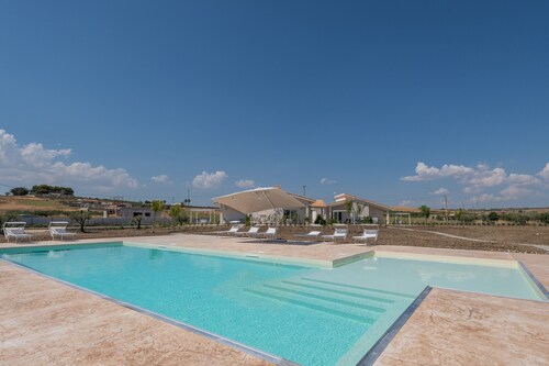 Holiday Home 'Gioberta 2' with Garden, A/C & Wi-Fi