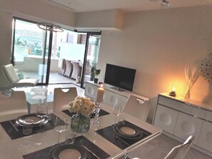 Dining - Holiday Apartment "Azalea 471" with Pool, Terraces & Wi-Fi (La Cala de Mijas)