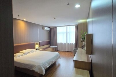 Pebble Motel (Jianhu Bus Station)