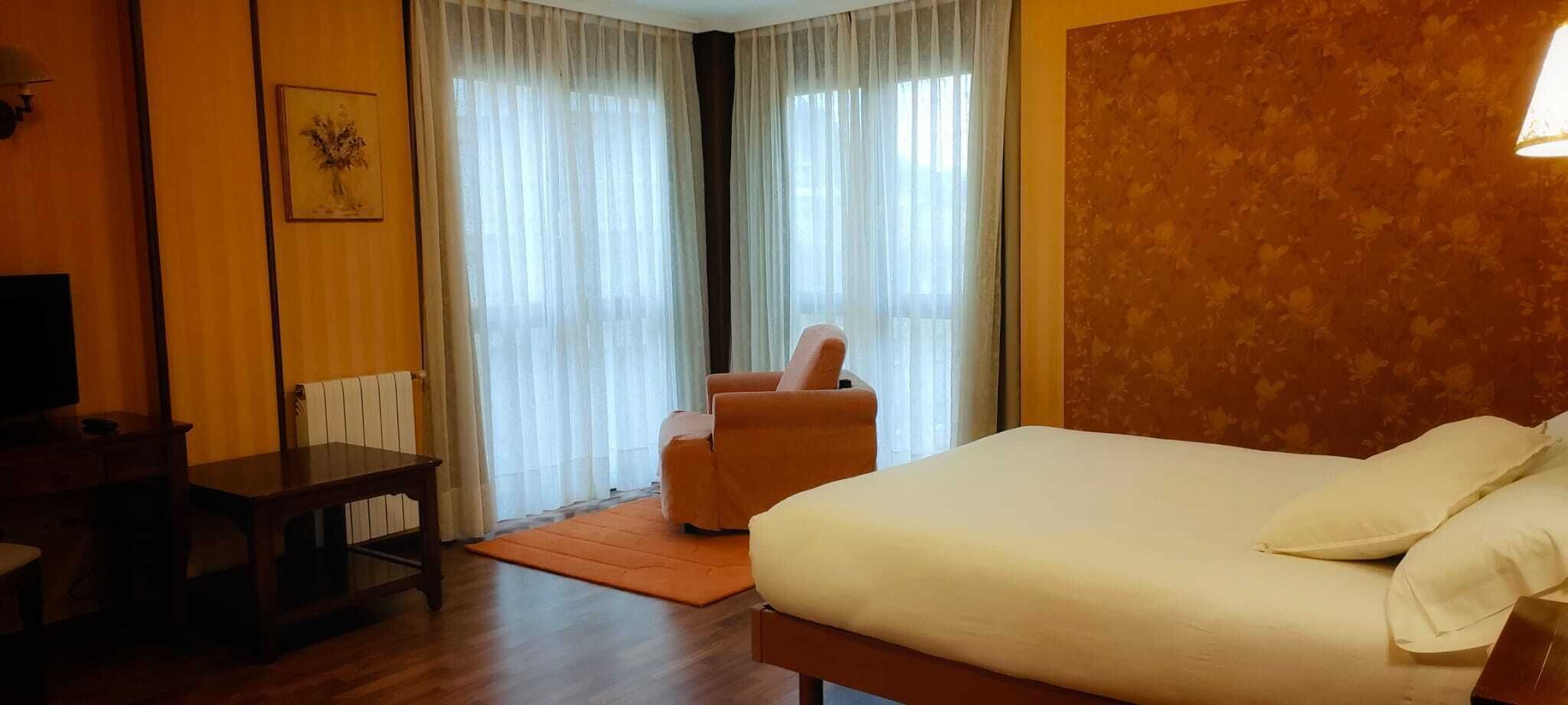 Kamar Double Keluarga, pemandangan pantai | Meja kerja, Wi-Fi gratis, dan seprai linen