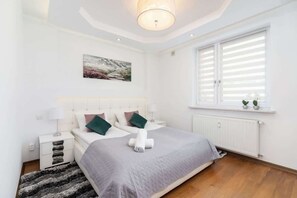 2 chambres, fer et planche à repasser, Wi-Fi, literie fournie