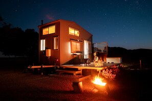 Terrace/patio - Eco-friendly Farmstay Sugarloaf (Portland)