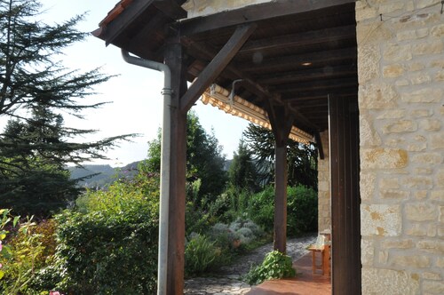 FAMILY HOME IN THE PERIGORD NOIR