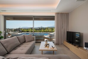 Smart-TV, Kamin, Videospiele, Tischtennisplatte
