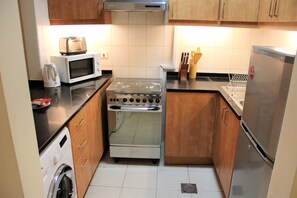 Studio | Eigene Küche | Großer Kühlschrank, Mikrowelle, Ofen, Herdplatte