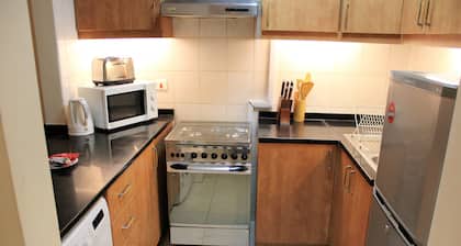 KSLV - Furnished Studio