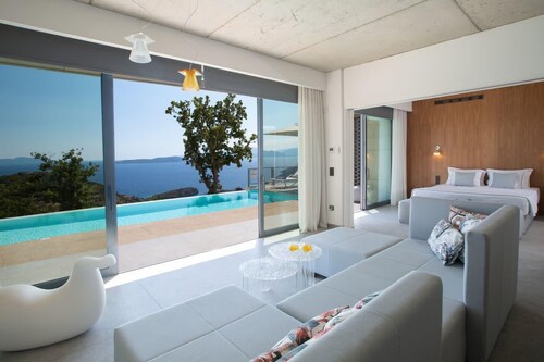 Villa Sirina with stunning SeaView & private salt water pool