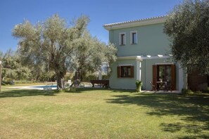 Property grounds - Secluded Villa Asprolià with salt water pool & large garden, close to town. (Lefkada)