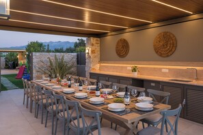 Outdoor dining - Seafront Lux Estate Chania | Heated Pools • Jacuzzis • Saunas• Gyms|Sleeps 20–24 (Chania)