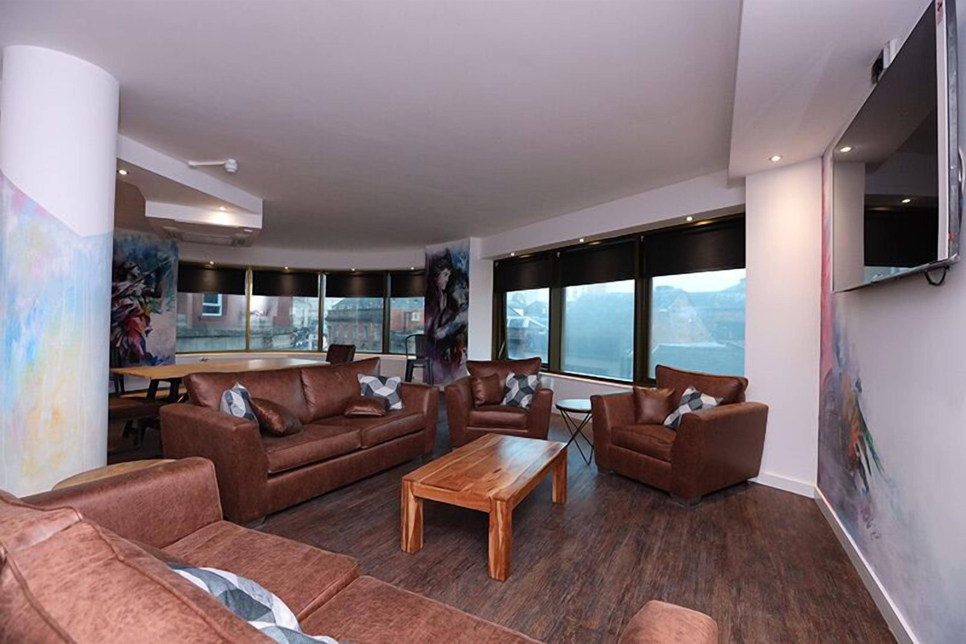 高级公寓 | 隔音、熨斗/熨衣板、免费 WiFi、床单