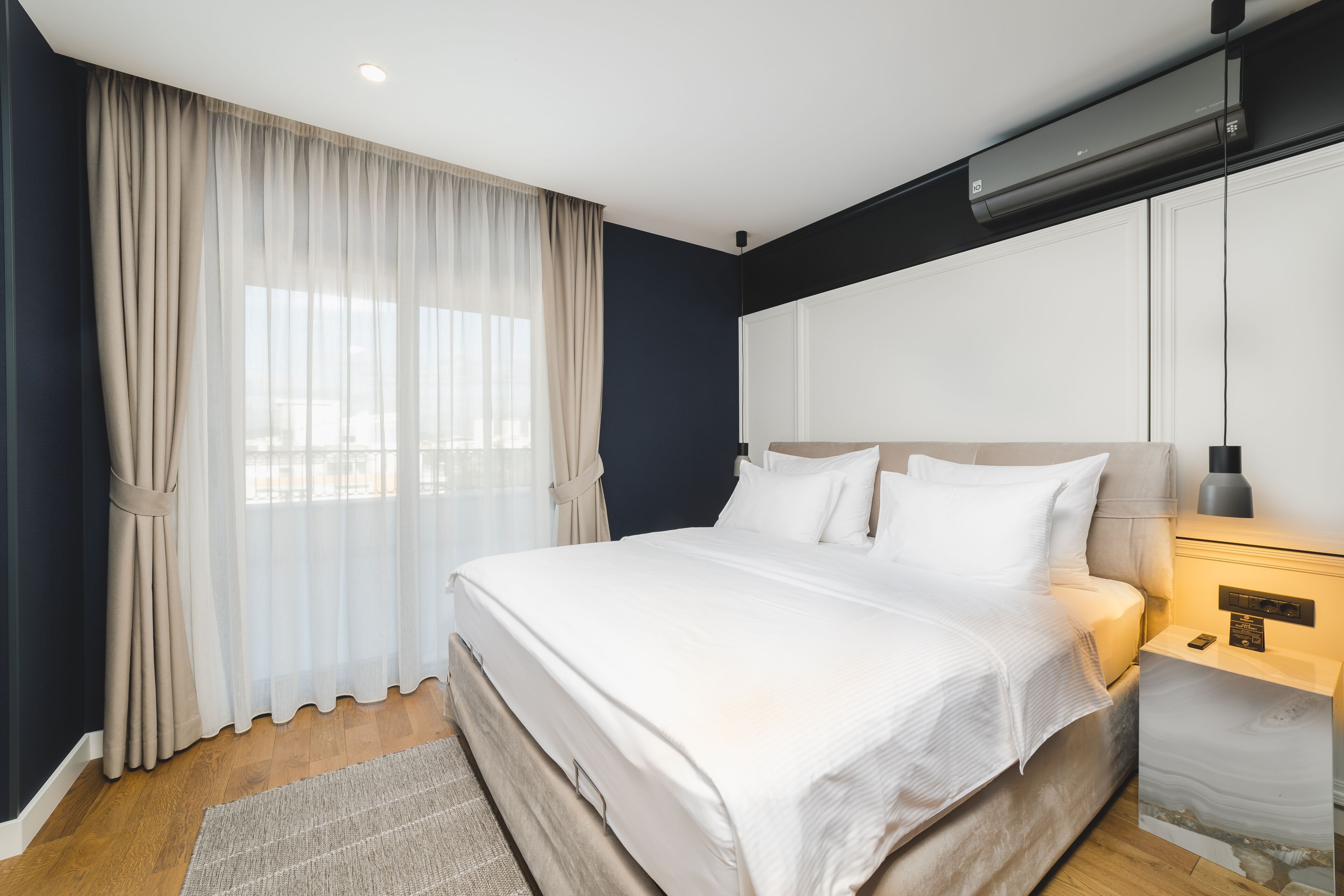 executive suite, 1 king bed with sofa bed | 1 bedroom, egyptian cotton sheets, premium bedding, minibar