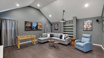 Télévision, chaßne hi-fi, espaces bureaux