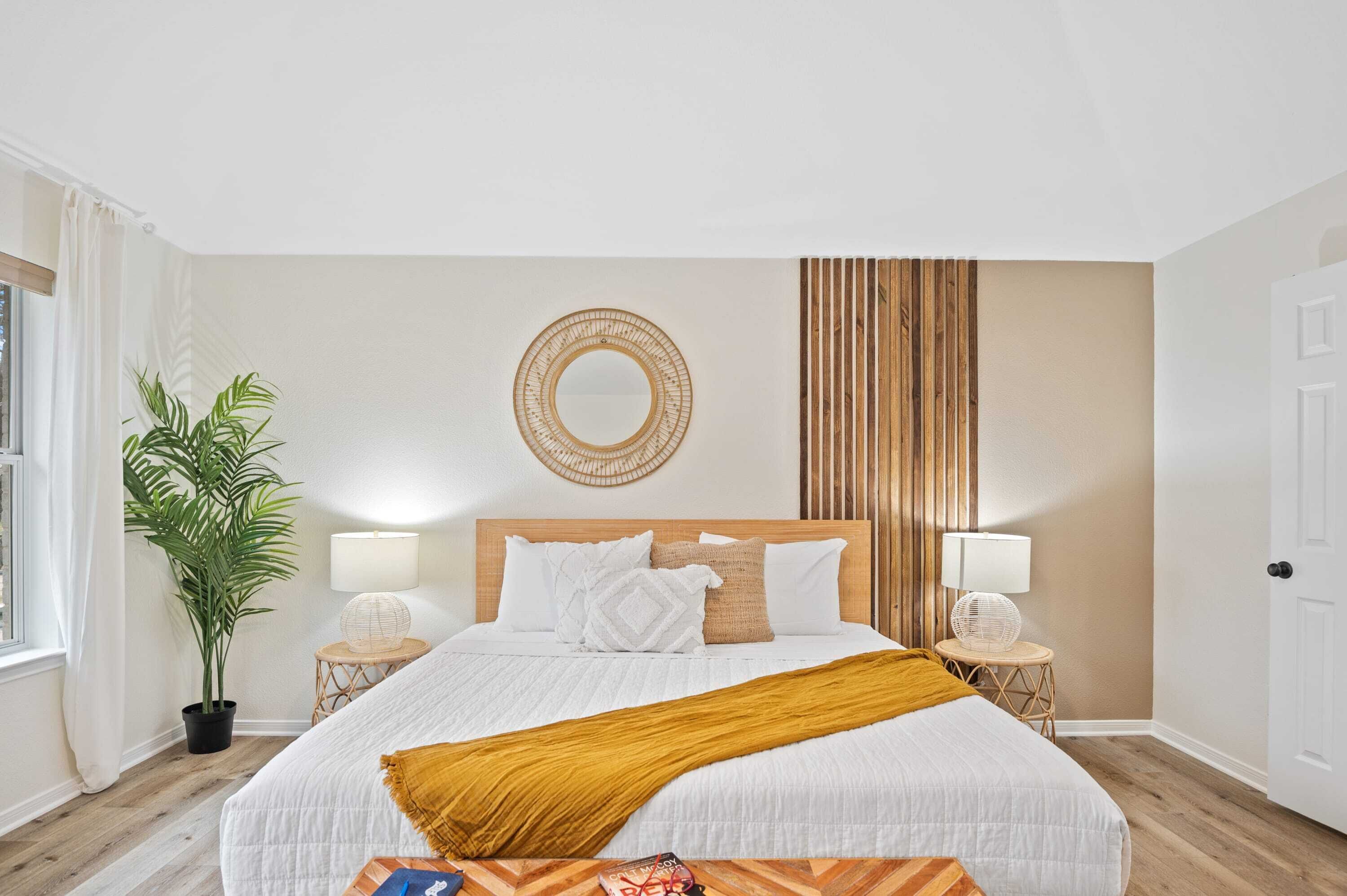 4 bedrooms, desk, iron/ironing board, free WiFi