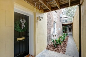 Exterior detail - Circa 1870, Historic | Central | Original (Savannah)