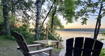 Lakeside cabin near Itasca, Heartland bike trail, ATV trails, golf courses