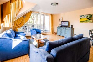 Immagine non classificata, 2 di 12, pulsante