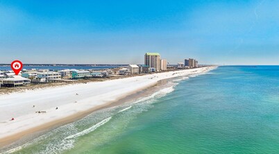 30% OFF!! Gulf Front Home right on the sugar white sands of Navarre Beach