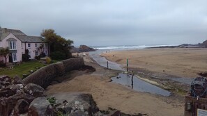 Beach - 3 Bedroom Caravan, Dog Friendly,  Bude Holiday Resort. close to centre of bude.  (Bude)